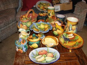Mexican Mayolica
                    ceramics, Italian Majolica pottery