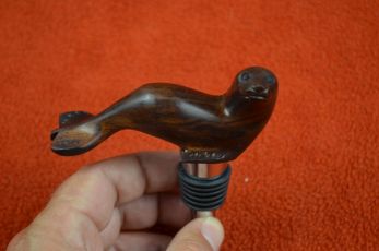 Whale wine stopper